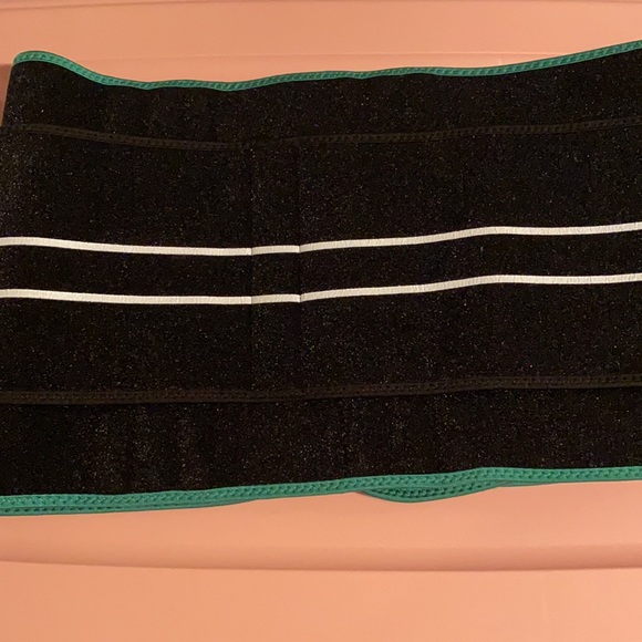 Ka’oir Waist Trainer - Picture 2 of 2